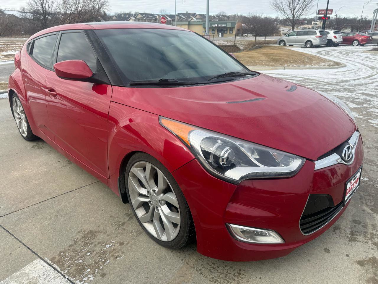 Used 2012 Hyundai Veloster w/ Style Pkg image 4