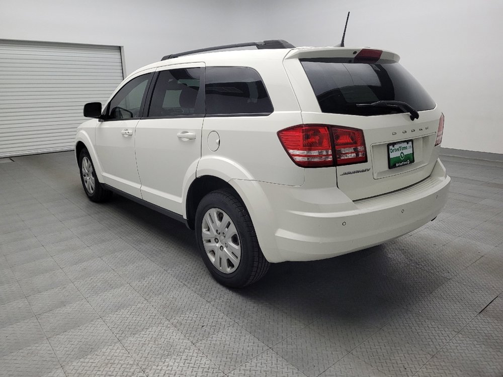 Used 2020 Dodge Journey SE w/ SE Popular Equipment Group image 5