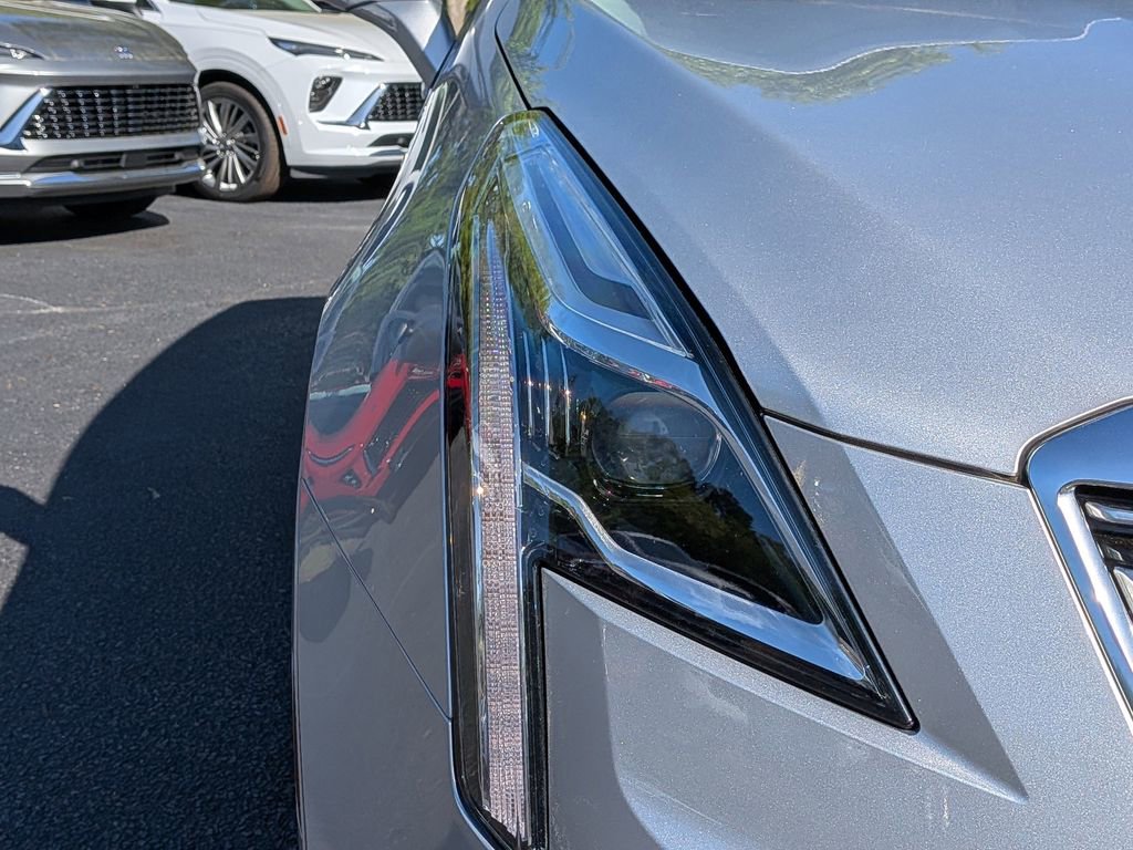 Used 2018 Cadillac XT5 Premium Luxury image 10