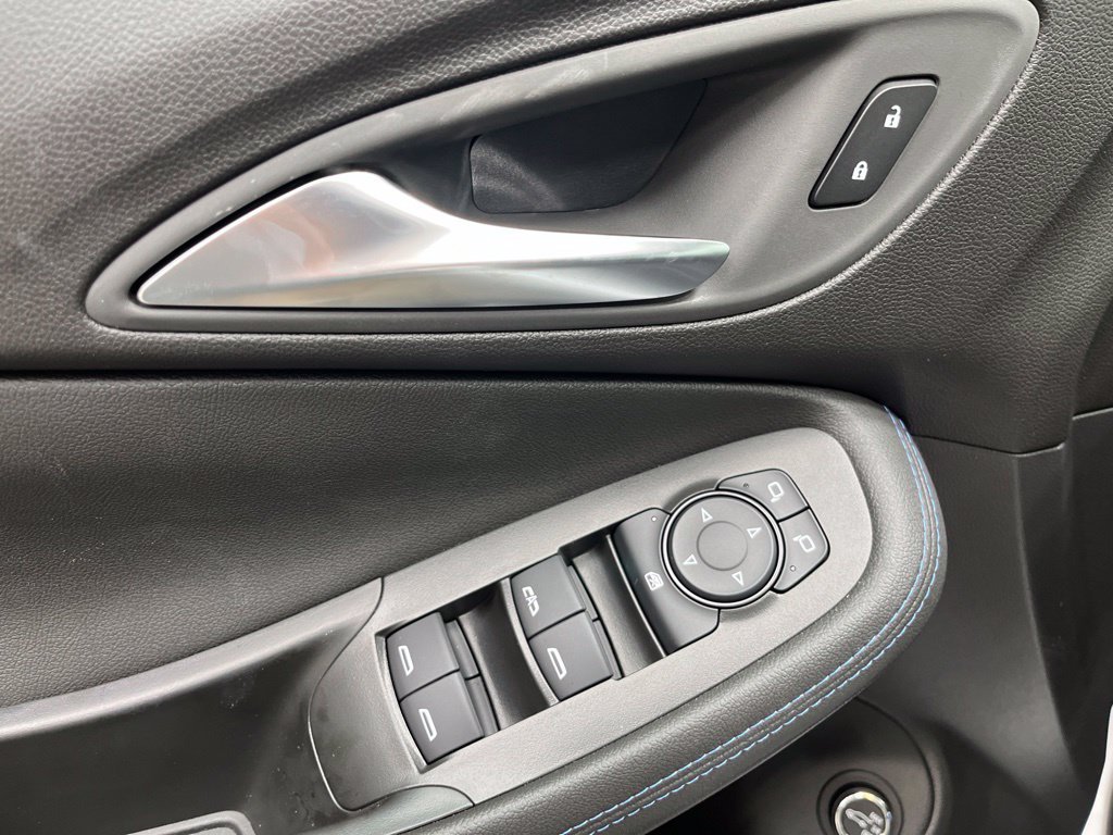 New 2026 Buick Encore GX Sport Touring w/ Advanced Technology Package FWD image 7