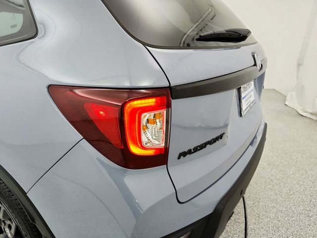 Used 2025 Honda Passport Black Edition image 32