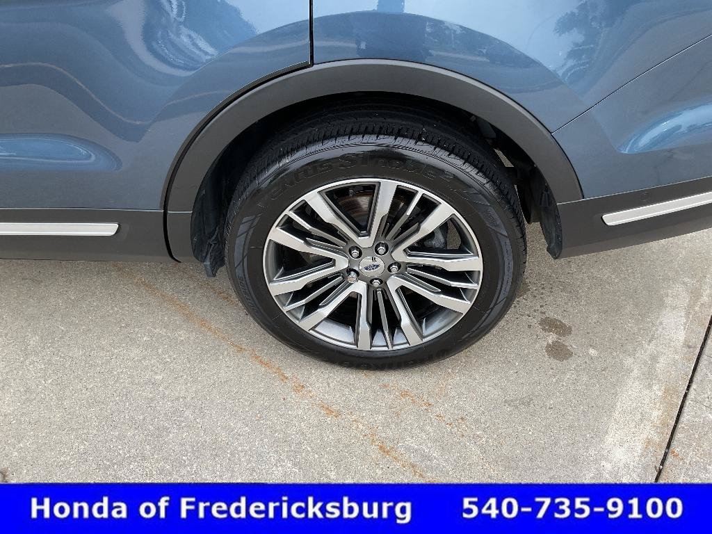 Used 2019 Ford Explorer Platinum AWD/4WD image 10