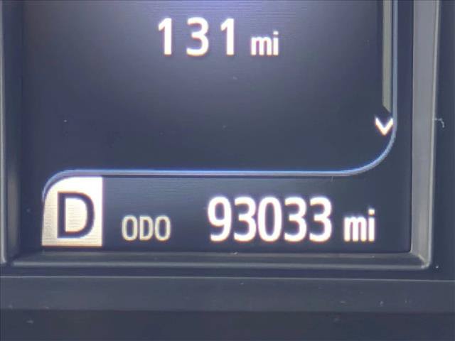 Used 2017 Toyota Camry XLE FWD image 5