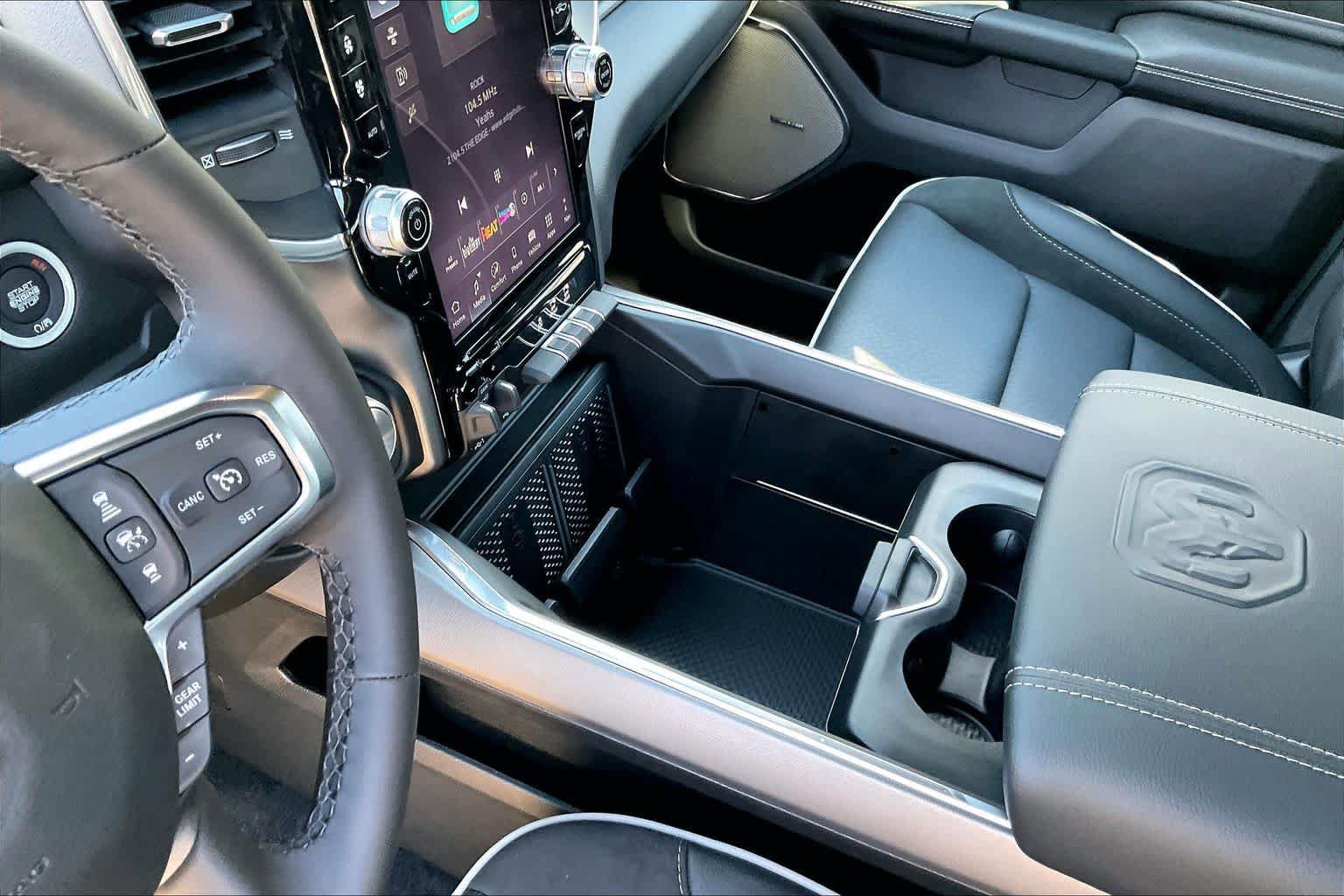 New 2027 RAM 1500 Laramie AWD/4WD image 7
