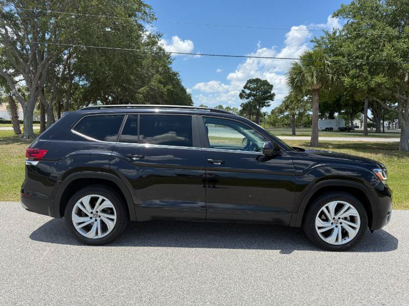 Used 2022 Volkswagen Atlas SE FWD image 2