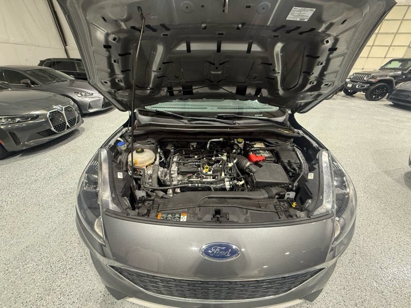 Used 2022 Ford Escape SE FWD image 13