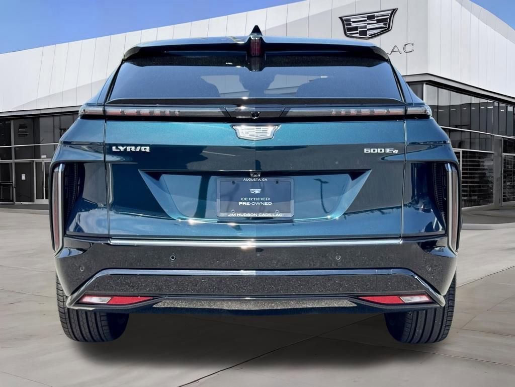 Certified 2025 Cadillac Lyriq Luxury w/ LPO, Floor Liner Package AWD/4WD image 8