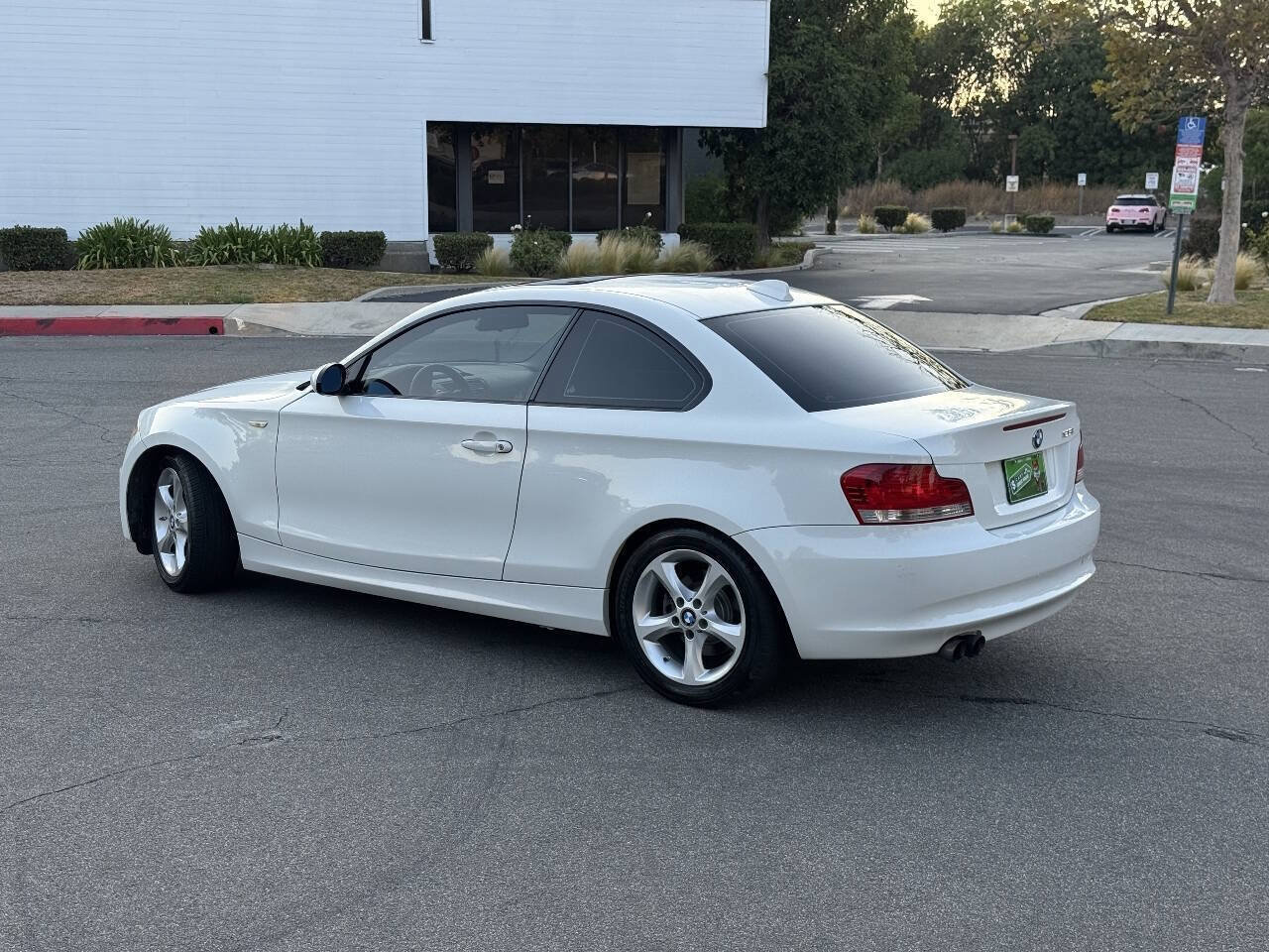 Used 2008 BMW 128i Coupe RWD image 6