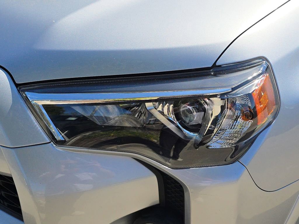 Used 2023 Toyota 4Runner SR5 Premium w/ Moonroof Package RWD image 35