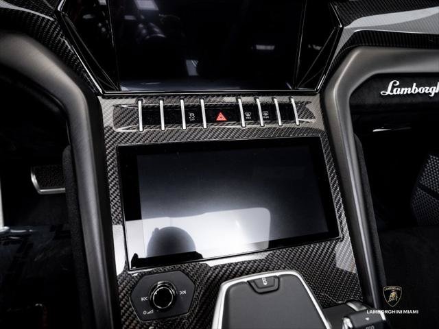 Used 2024 Lamborghini Urus Performante AWD/4WD image 33
