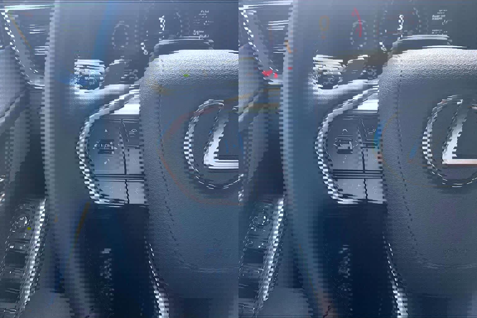 Used 2025 Lexus GX 550 Overtrail+ image 21