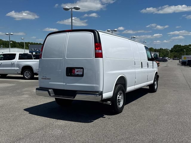 New 2026 Chevrolet Express 3500 Extended w/ Driver Convenience Package RWD image 4