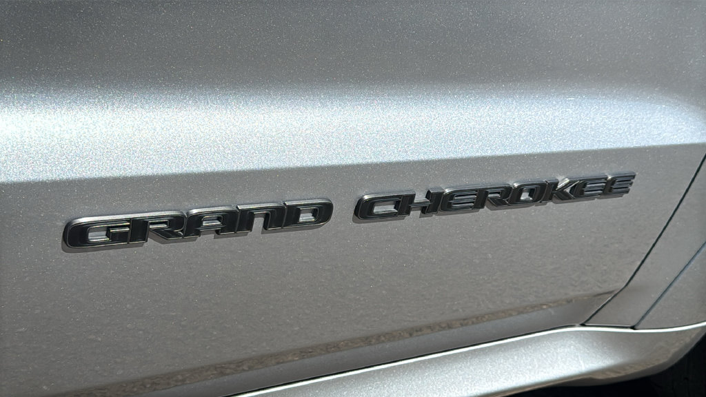 Used 2021 Jeep Grand Cherokee High Altitude AWD/4WD image 8