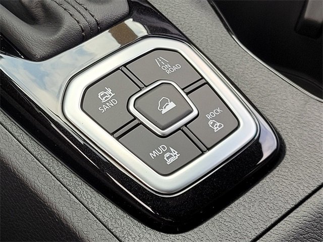 New 2026 Nissan Frontier SV image 19