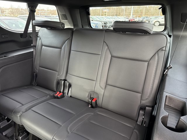 New 2026 GMC Yukon XL Denali w/ Sun & Power Step Package image 7