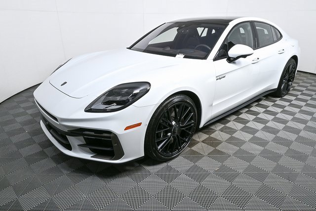 New 2026 Porsche Panamera Turbo