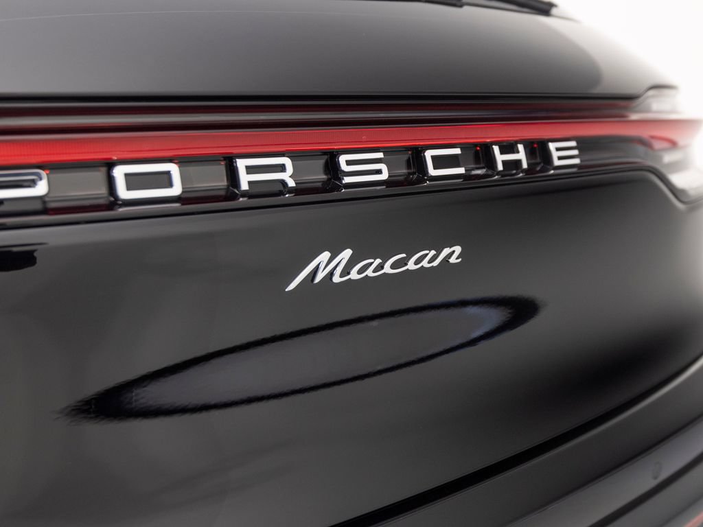 New 2026 Porsche Macan AWD/4WD image 42