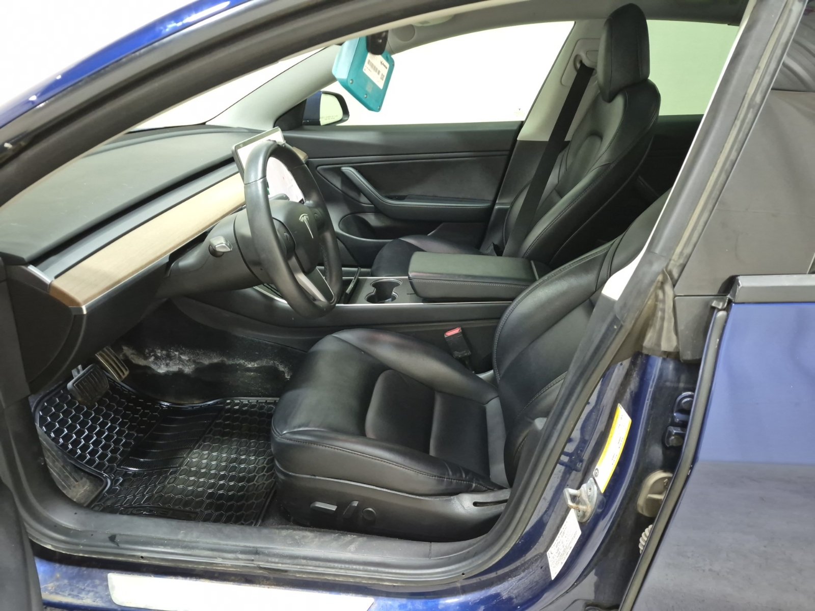 Used 2019 Tesla Model 3 Long Range AWD/4WD image 9