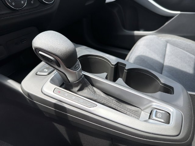 New 2026 Chevrolet Trax LS w/ LS Convenience Package FWD image 25