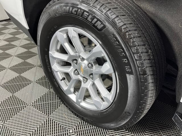 Used 2025 Chevrolet Tahoe LT RWD image 17