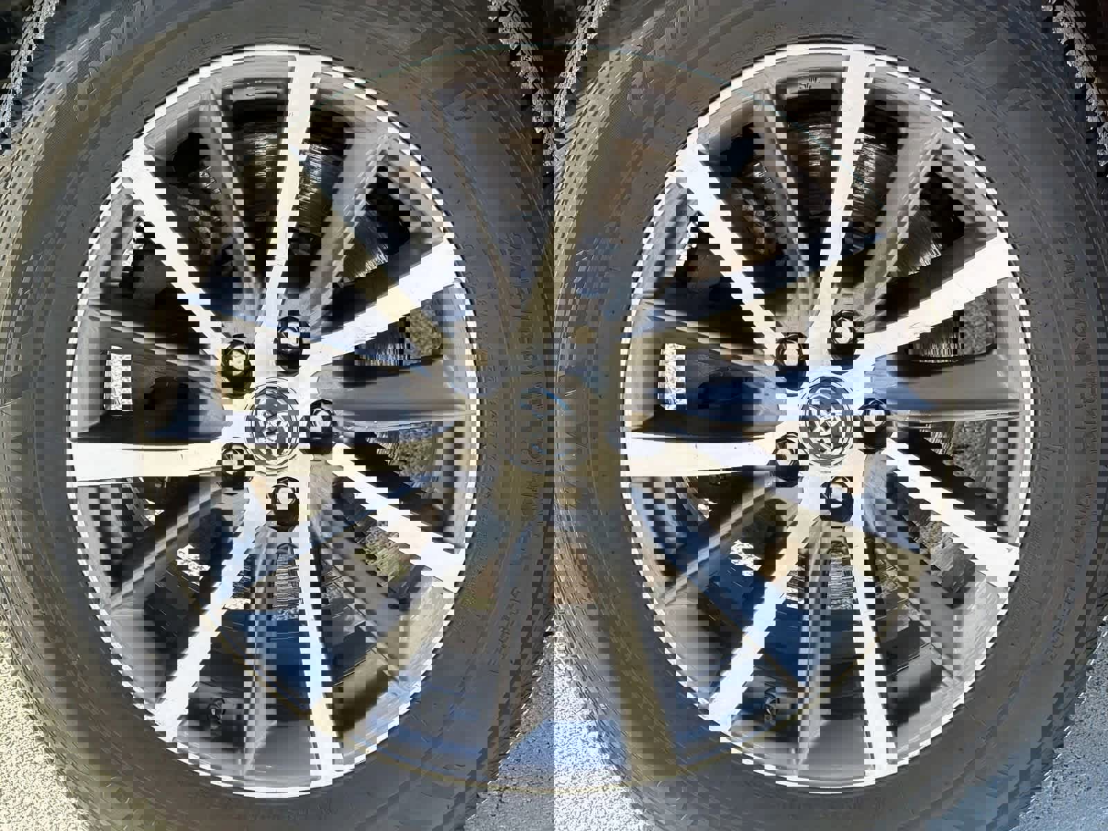 Used 2017 Toyota Highlander XLE image 14