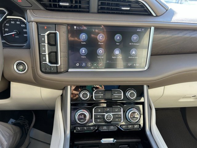 Used 2021 GMC Yukon XL Denali w/ Denali Premium Package image 25