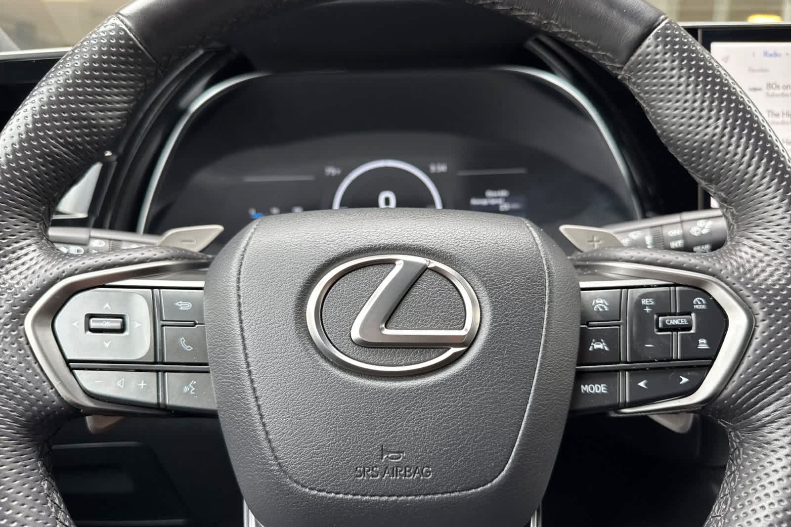 Certified 2025 Lexus TX 500h AWD image 27