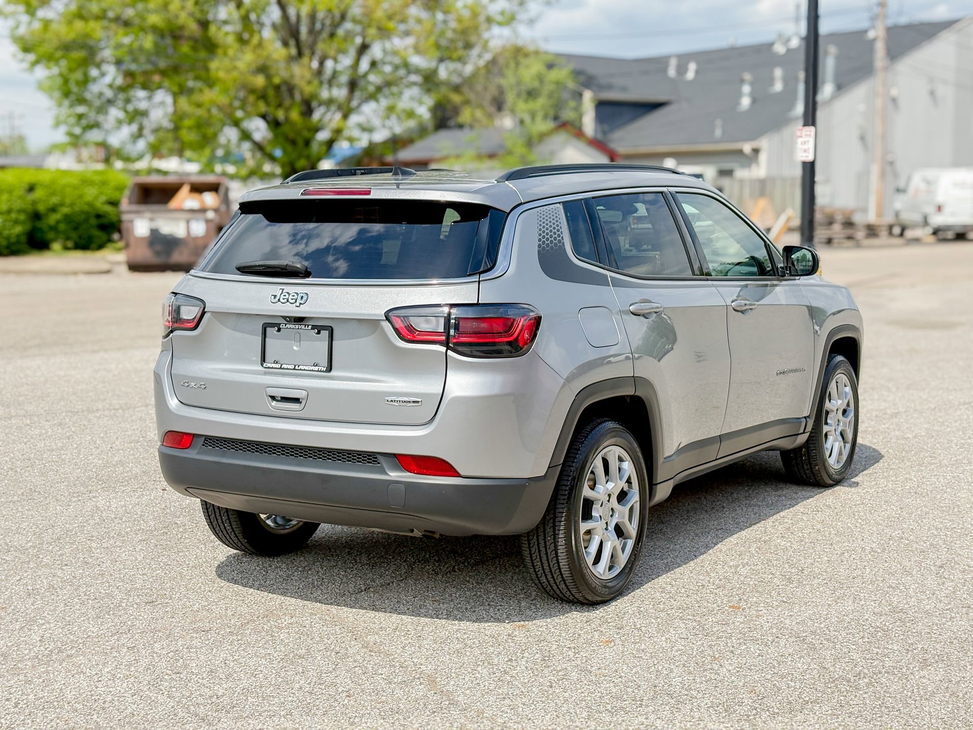 Used 2022 Jeep Compass Latitude w/ Sun and Sound Group AWD/4WD image 15