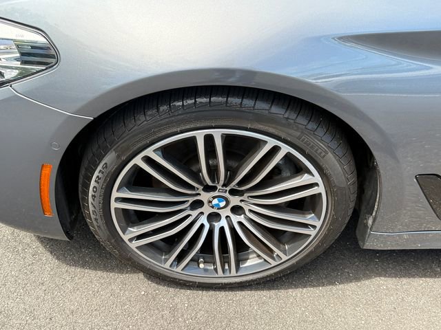 Used 2017 BMW 530i xDrive AWD/4WD image 11