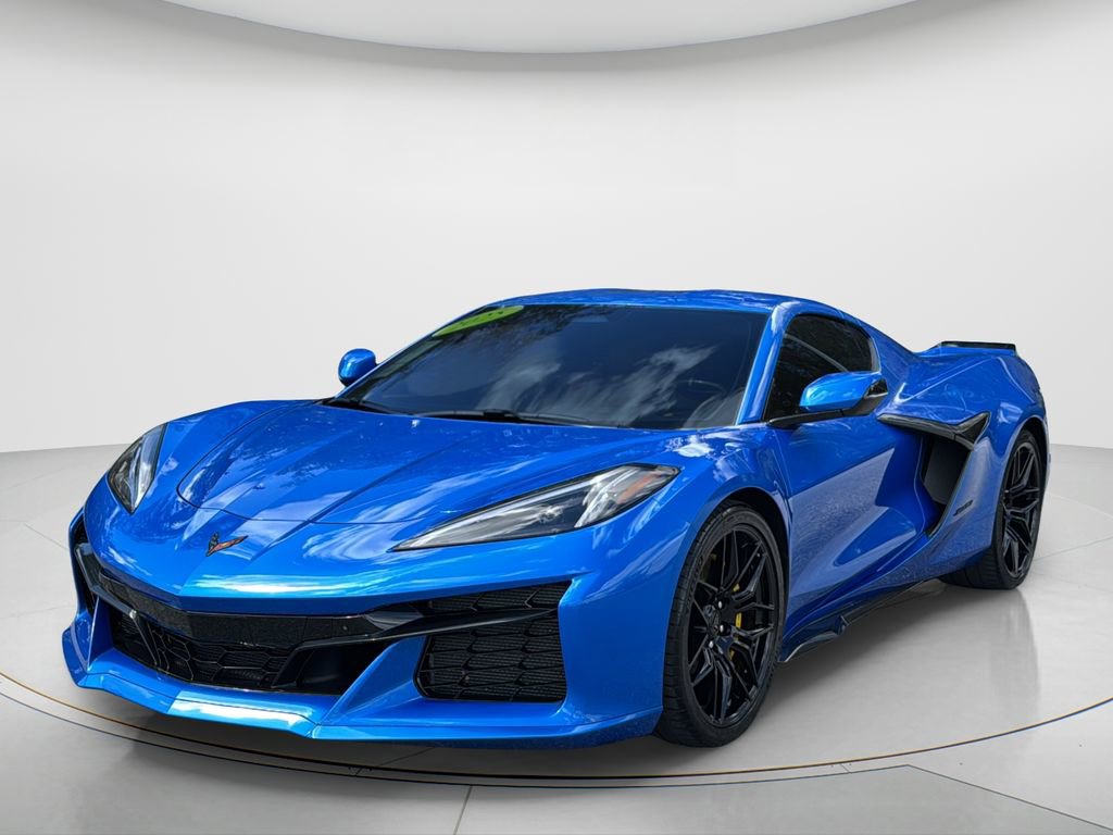 Used 2025 Chevrolet Corvette Z06 image 1