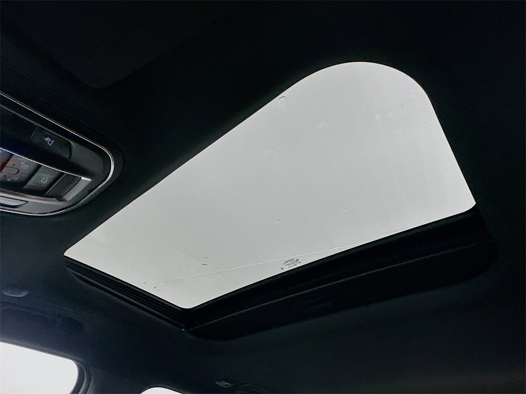 New 2025 Jeep Grand Cherokee Altitude image 14