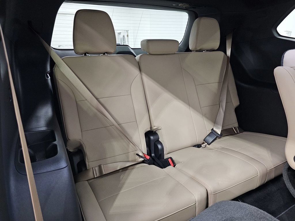 Used 2026 Buick Enclave Preferred FWD image 29