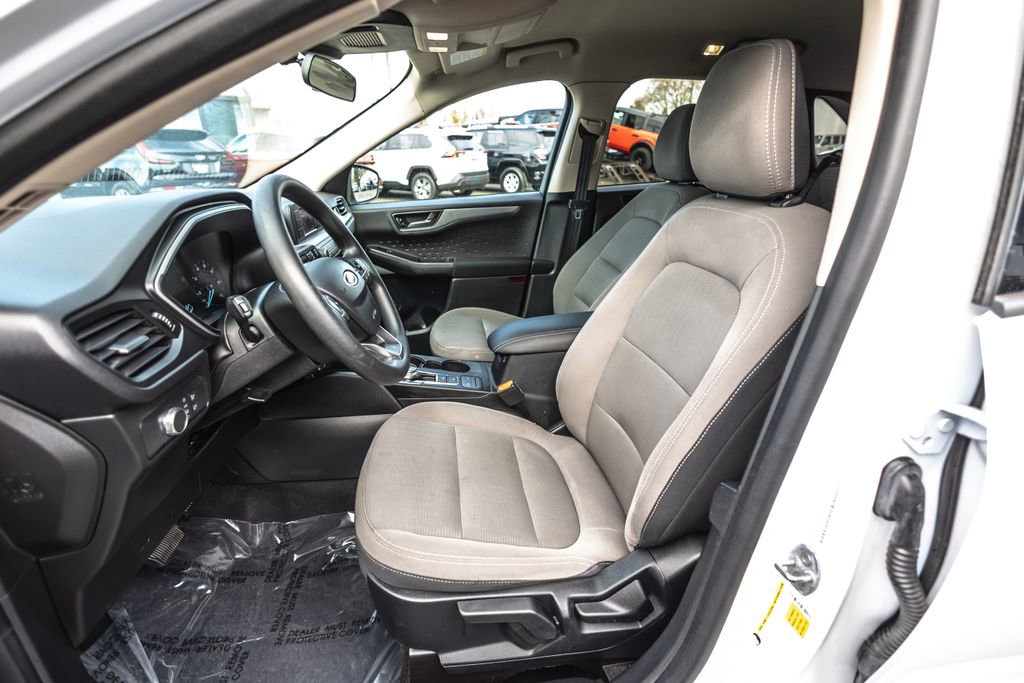 Used 2020 Ford Escape S image 20