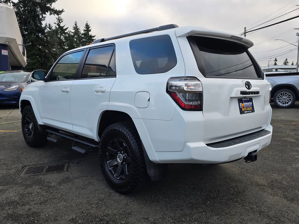 Used 2022 Toyota 4Runner Trail Special Edition AWD/4WD image 5