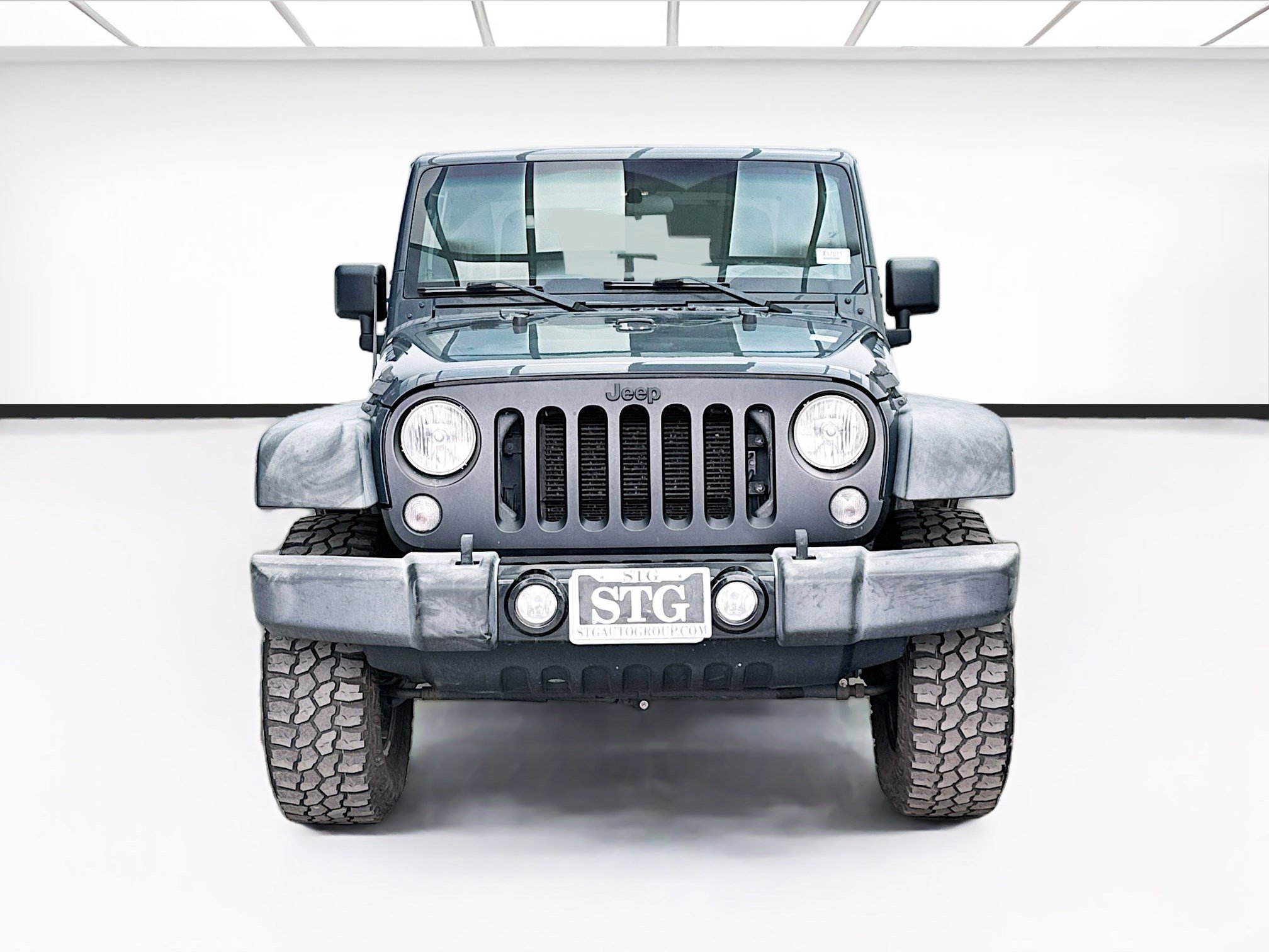 Used 2017 Jeep Wrangler Sport AWD/4WD image 2