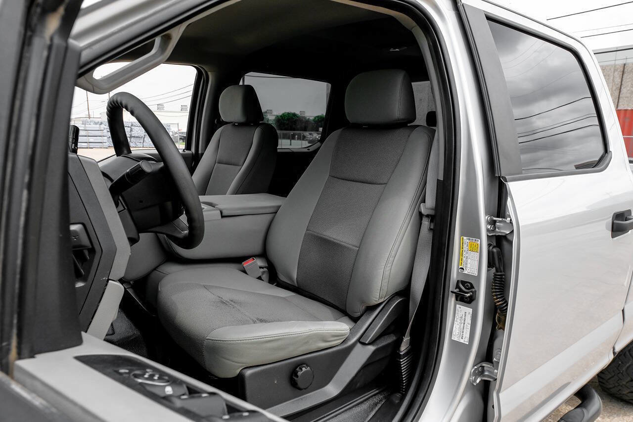 Used 2018 Ford F250 XL w/ Power Equipment Group AWD/4WD image 36