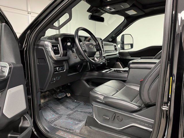 Used 2025 Ford F350 Platinum w/ Tremor Off-Road Package AWD/4WD image 20