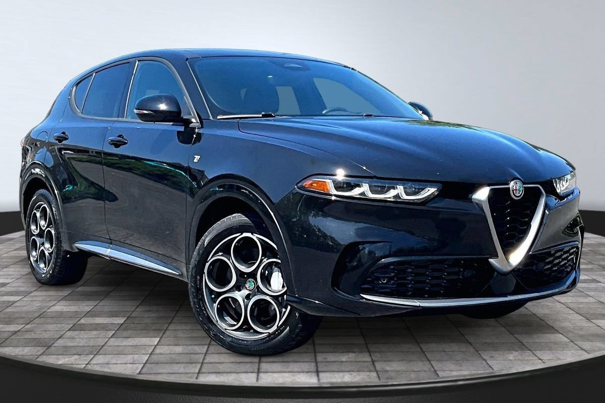 Used 2024 Alfa Romeo Tonale Ti AWD/4WD image 3