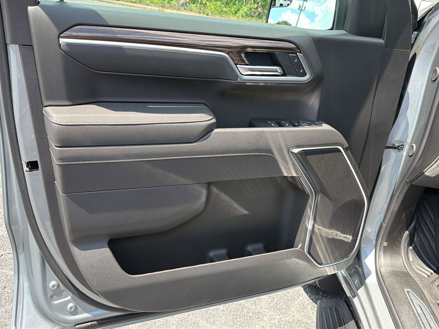 New 2026 Chevrolet Silverado 1500 LT AWD/4WD image 16