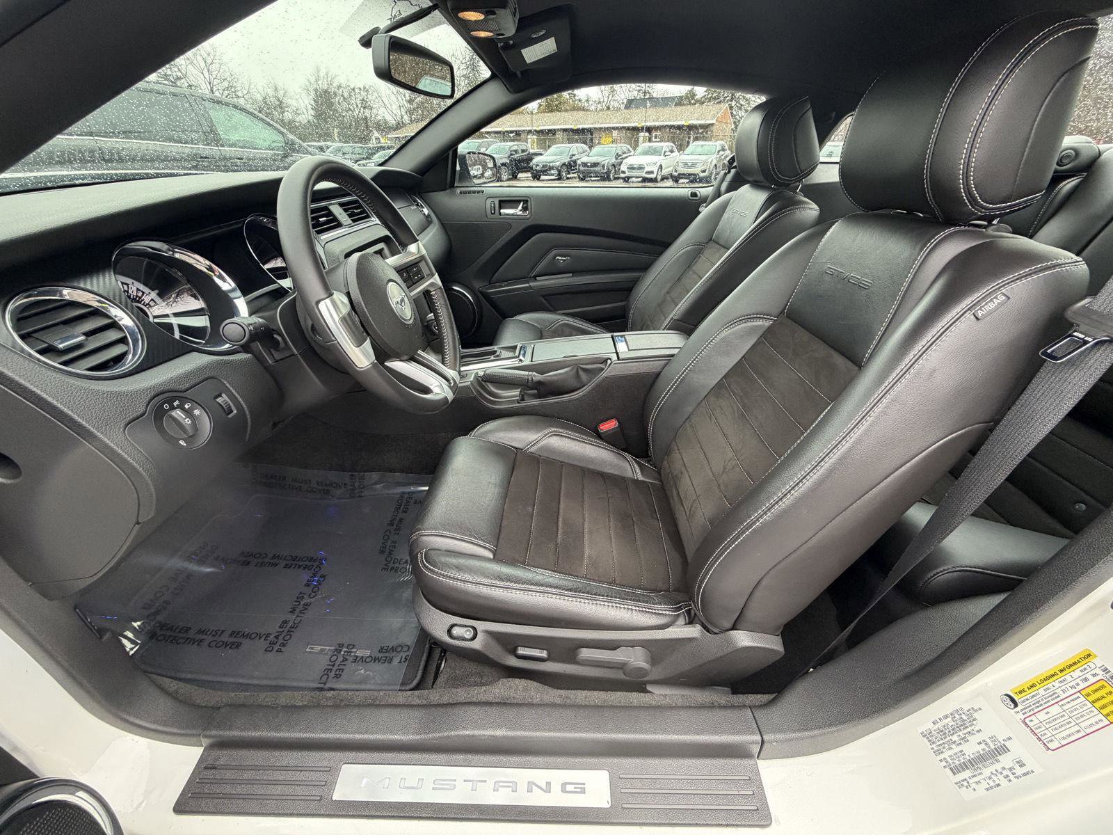 Used 2013 Ford Mustang GT Premium w/ Electronics Pkg image 12