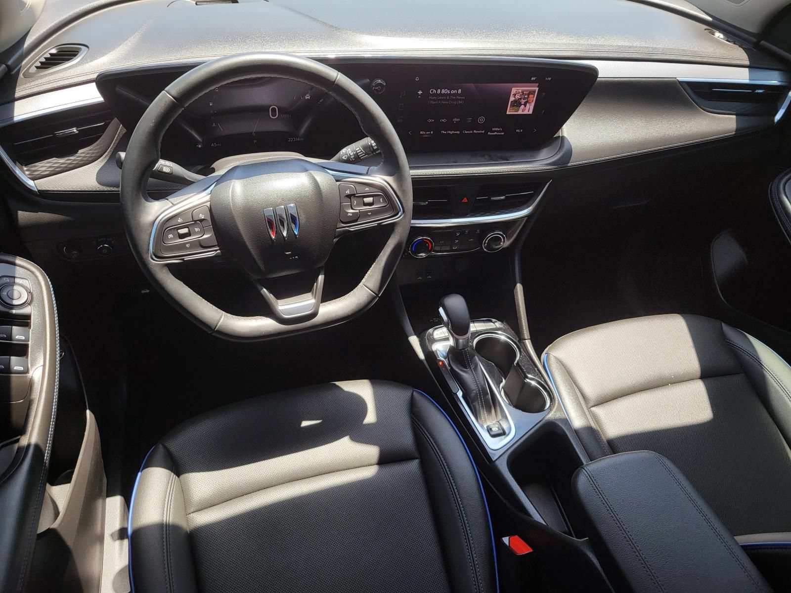 Used 2025 Buick Encore GX Sport Touring w/ Advanced Technology Package FWD image 20