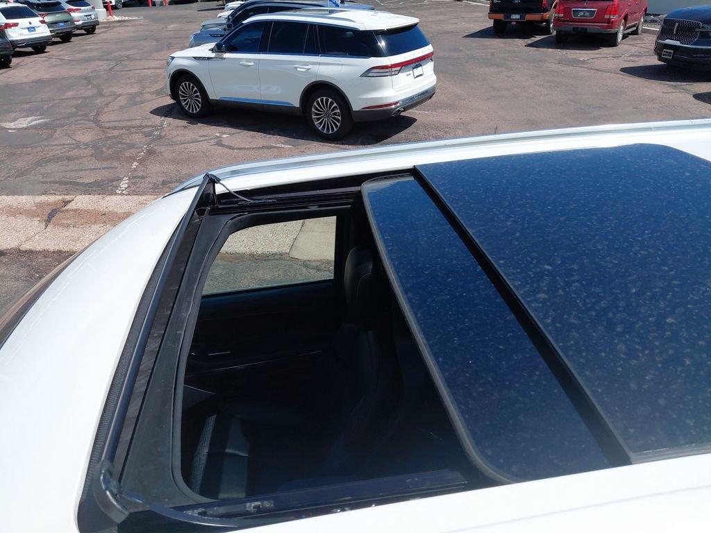 New 2026 Lincoln Navigator Black Label AWD/4WD image 12