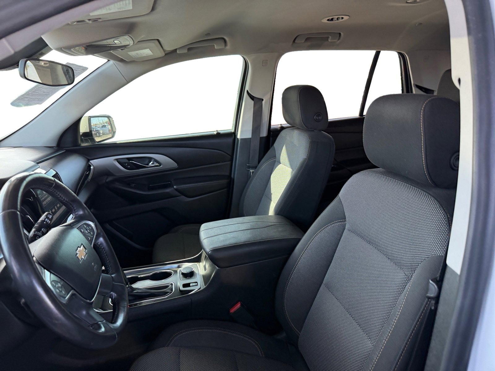 Used 2018 Chevrolet Traverse LT image 10