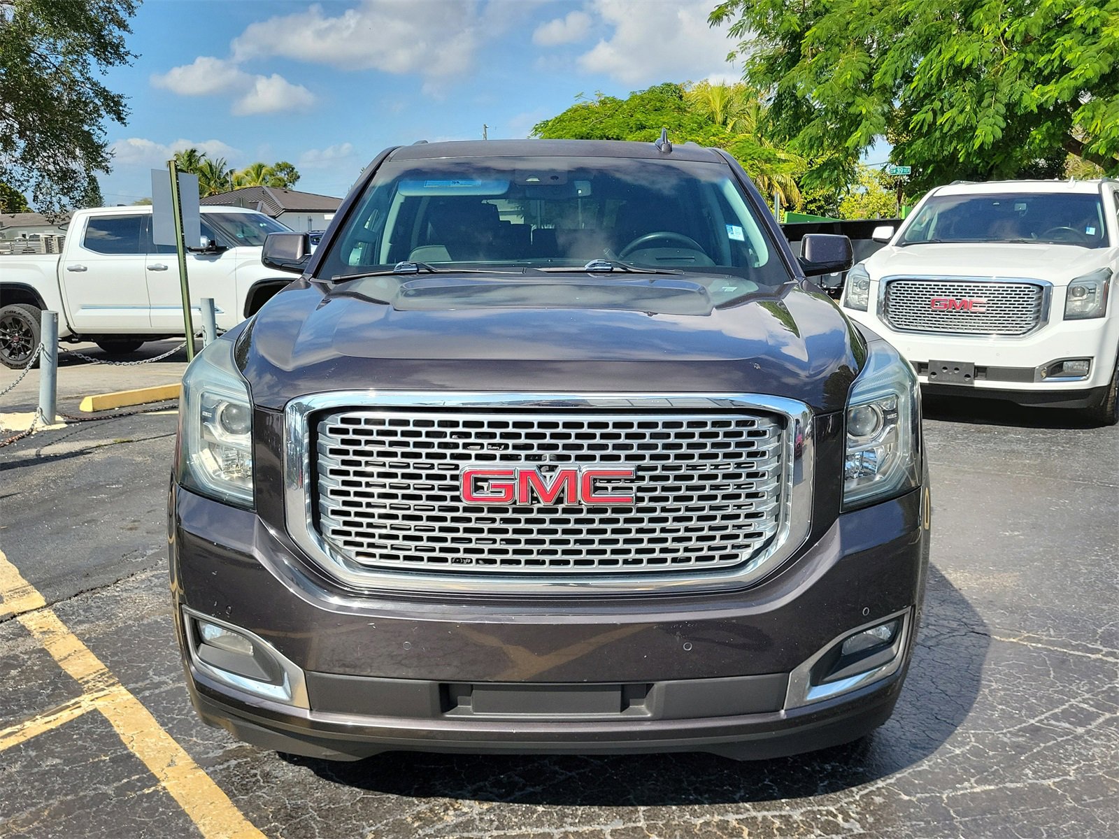 Used 2017 GMC Yukon Denali w/ Open Road Package image 2