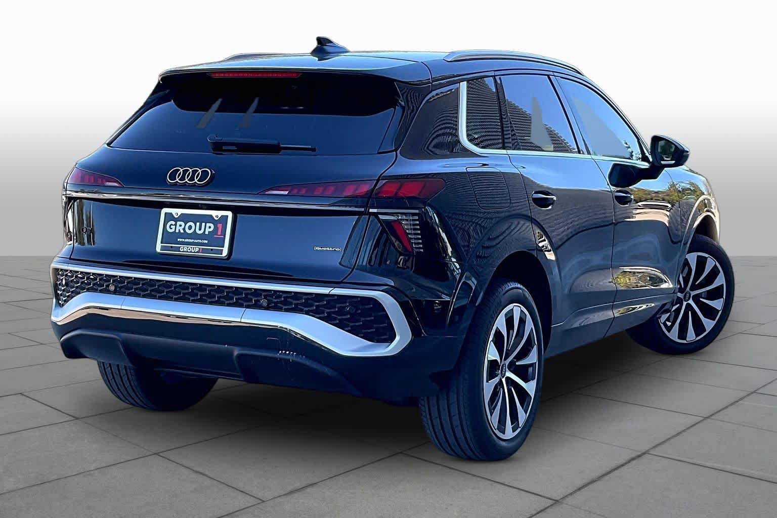 Used 2026 Audi Q3 quattro 2.0T w/ Driver Assistance Package AWD/4WD image 13