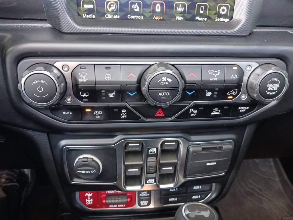 Used 2022 Jeep Wrangler Unlimited Rubicon AWD/4WD image 25