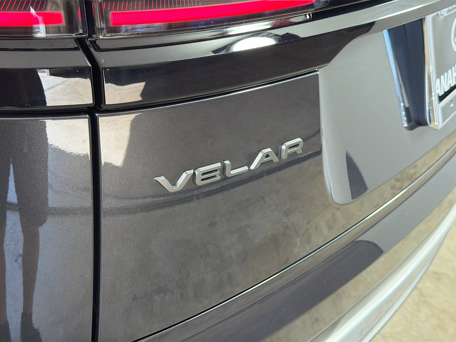 Used 2026 Land Rover Range Rover Velar S AWD/4WD image 30