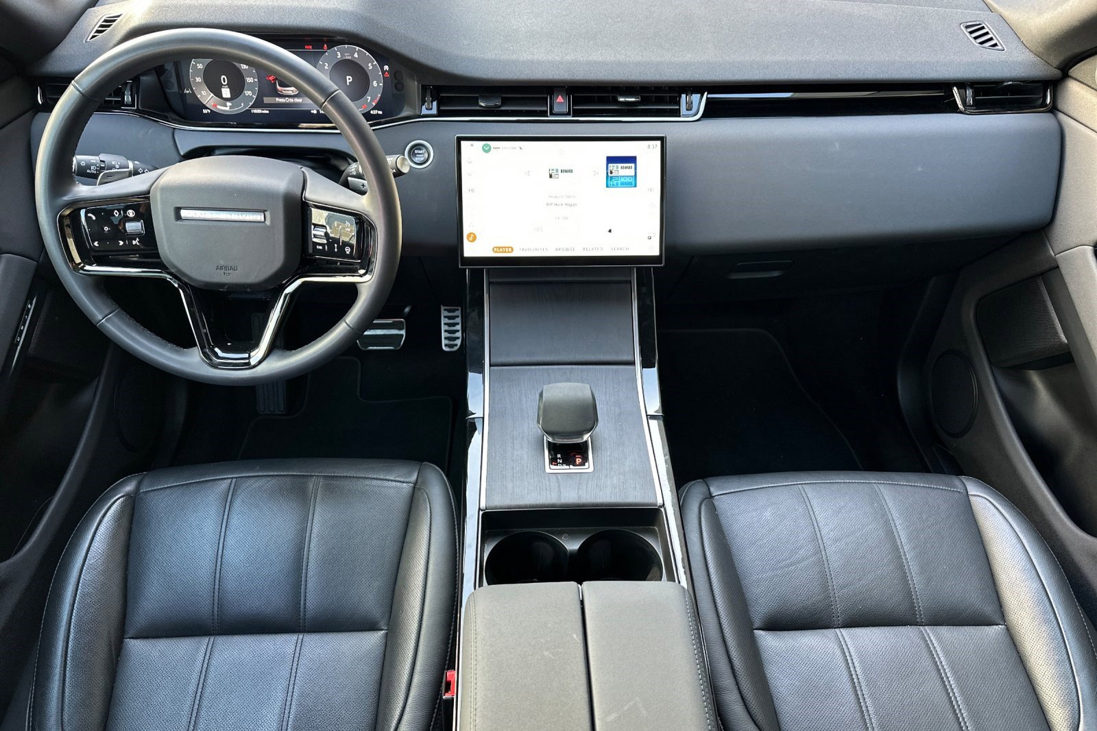 Certified 2024 Land Rover Range Rover Evoque Dynamic SE image 27