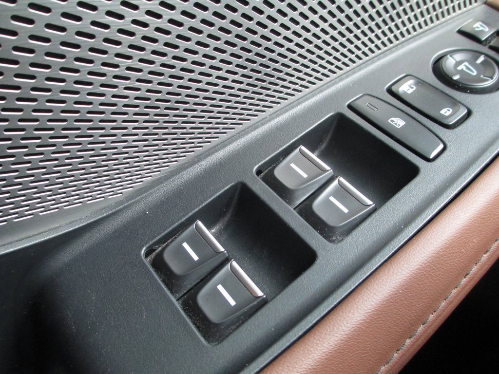 Used 2024 Acura MDX SH-AWD w/ Technology Package image 26