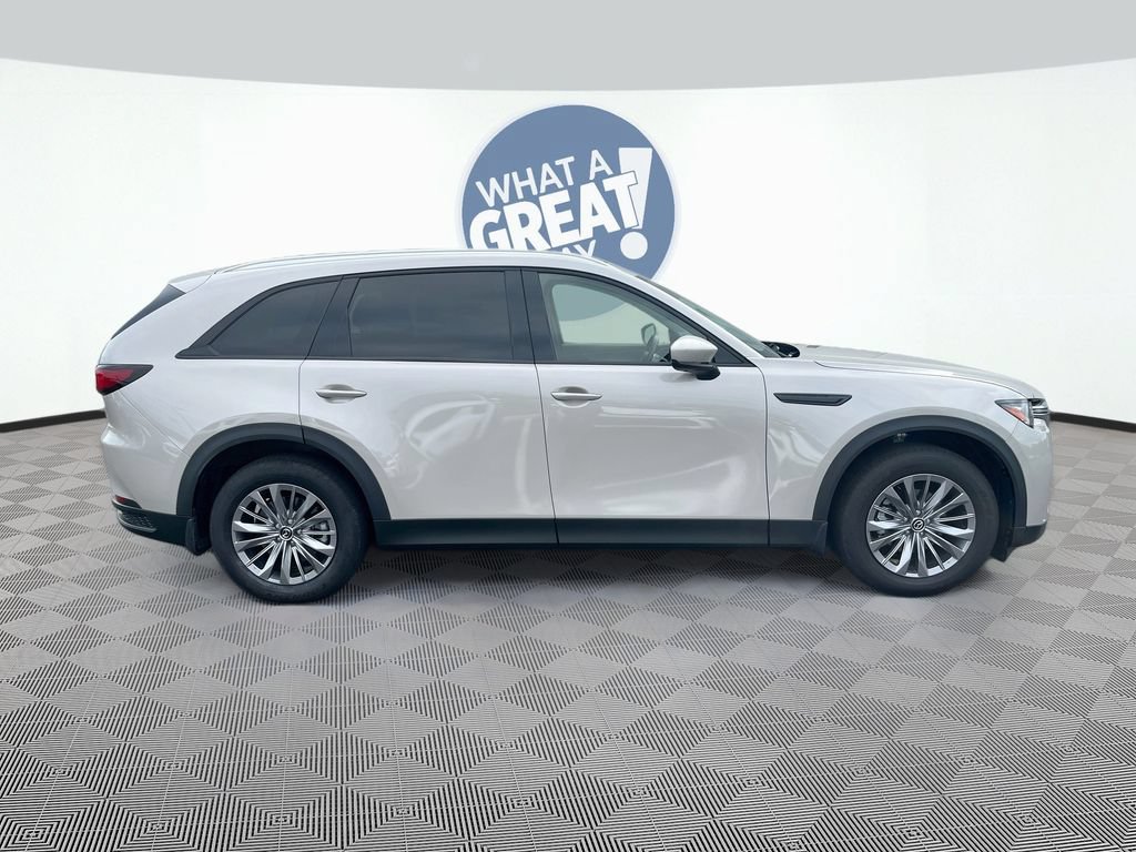 Used 2024 MAZDA CX-90 3.3 Turbo w/ Preferred Package AWD/4WD image 4